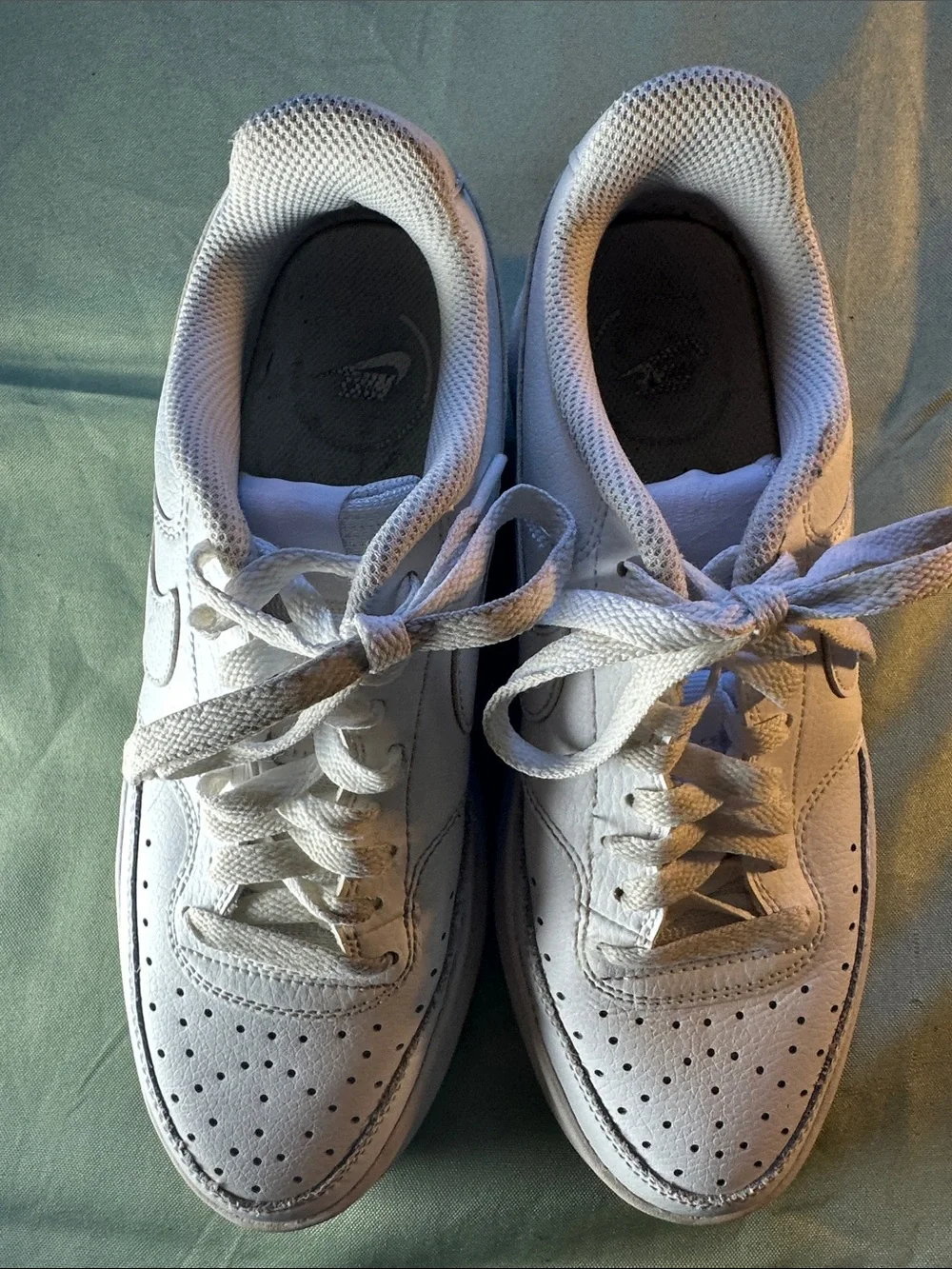 Nike White Low-Top Leather Sneakers with Cream Accents